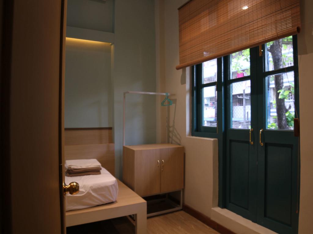 Pickled Tea Hostel Янгон Екстериор снимка